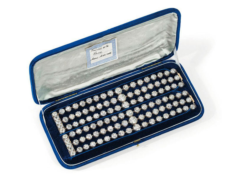 BlogAuctionmarieAntoinette web