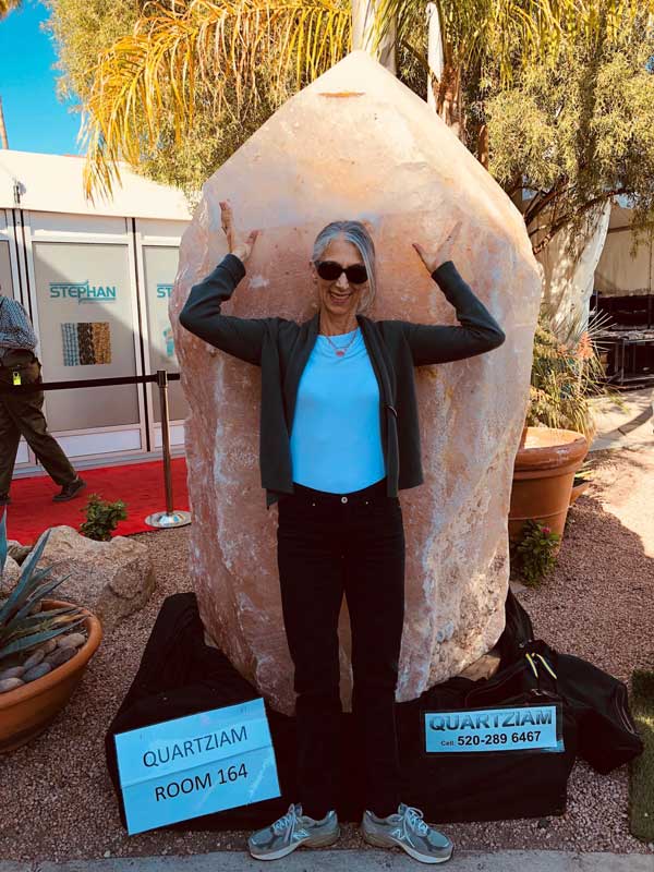 Dianawithroseqtz web