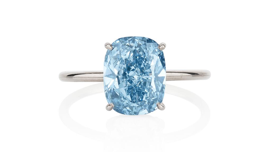 20241022 Phillips auction fancy vivid blue