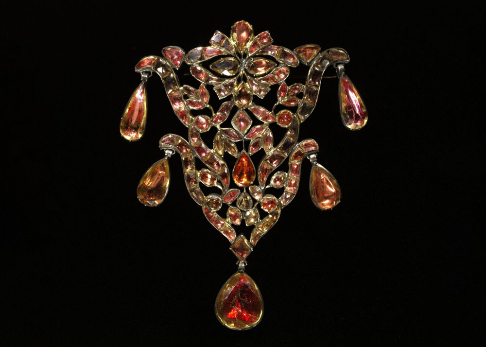 BLogCitrineTopazNovPinVA web