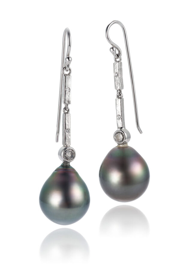 baroquetahitianwhtgoldstemears-web